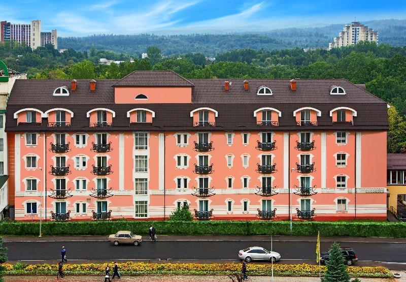 Отель Royal Medical Cezar Трускавец Экстерьер фото